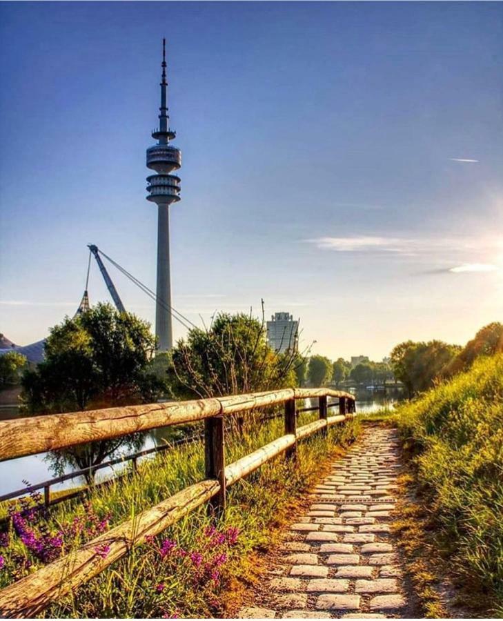 Studio Schwabing Fantastic Sunset View Apartamento *